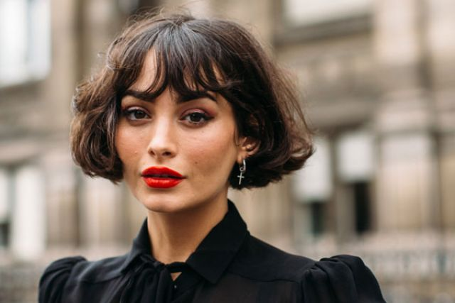 The 36 Most Flattering Haircuts & Hair Styles for Oval Faces